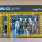 Dünyaca ünlü lüks moda markası Versace Jeans Magreyi tercih etti.