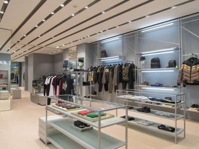 Versace Jeans Panorama Mall – Riyadh Projesi teslim edildi.